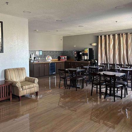 Отель Super 8 By Wyndham Columbia East Экстерьер фото