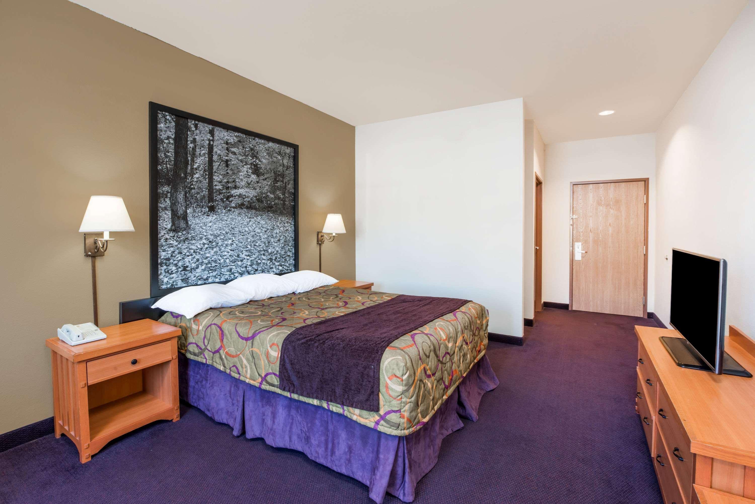 Отель Super 8 By Wyndham Columbia East Экстерьер фото