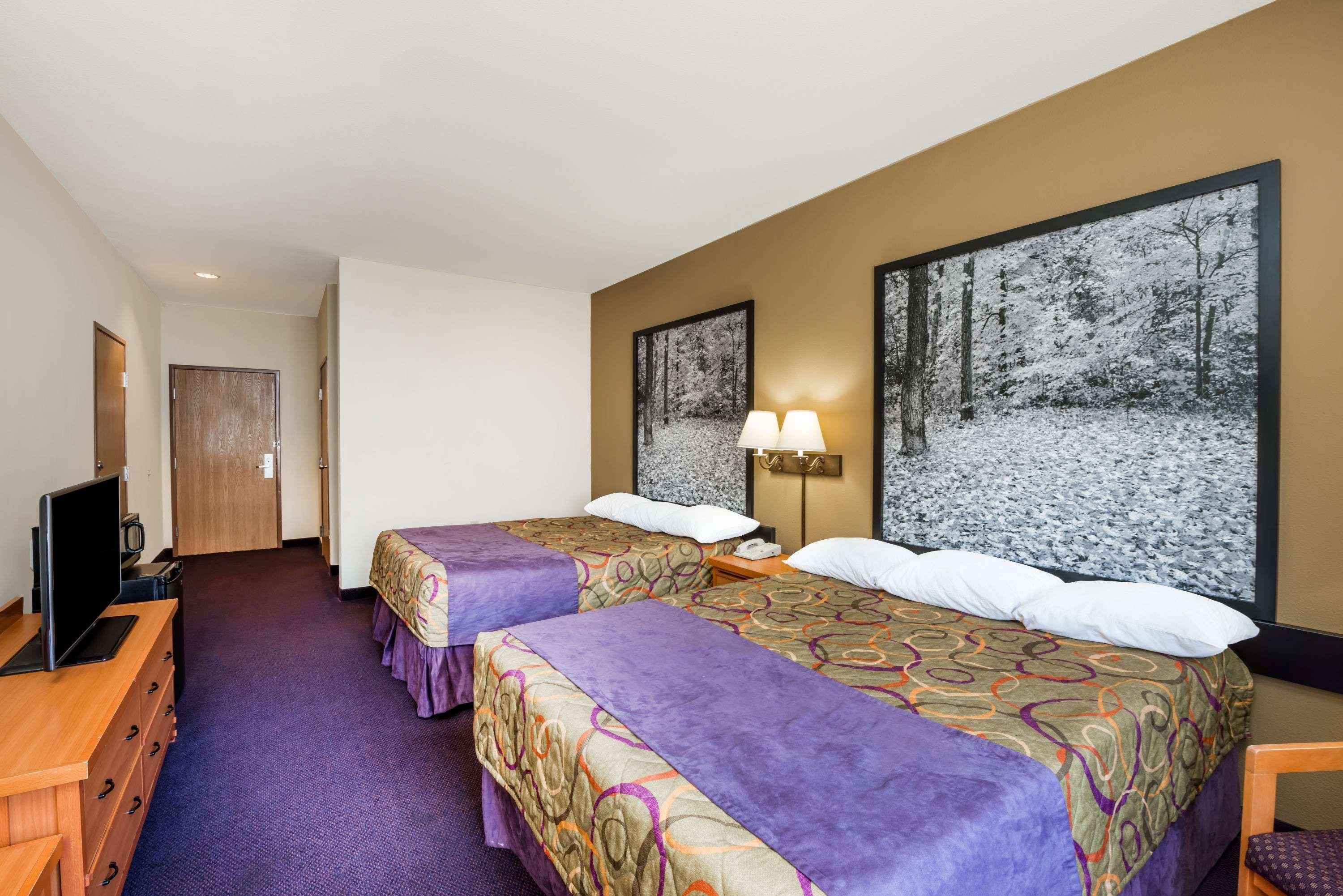 Отель Super 8 By Wyndham Columbia East Экстерьер фото