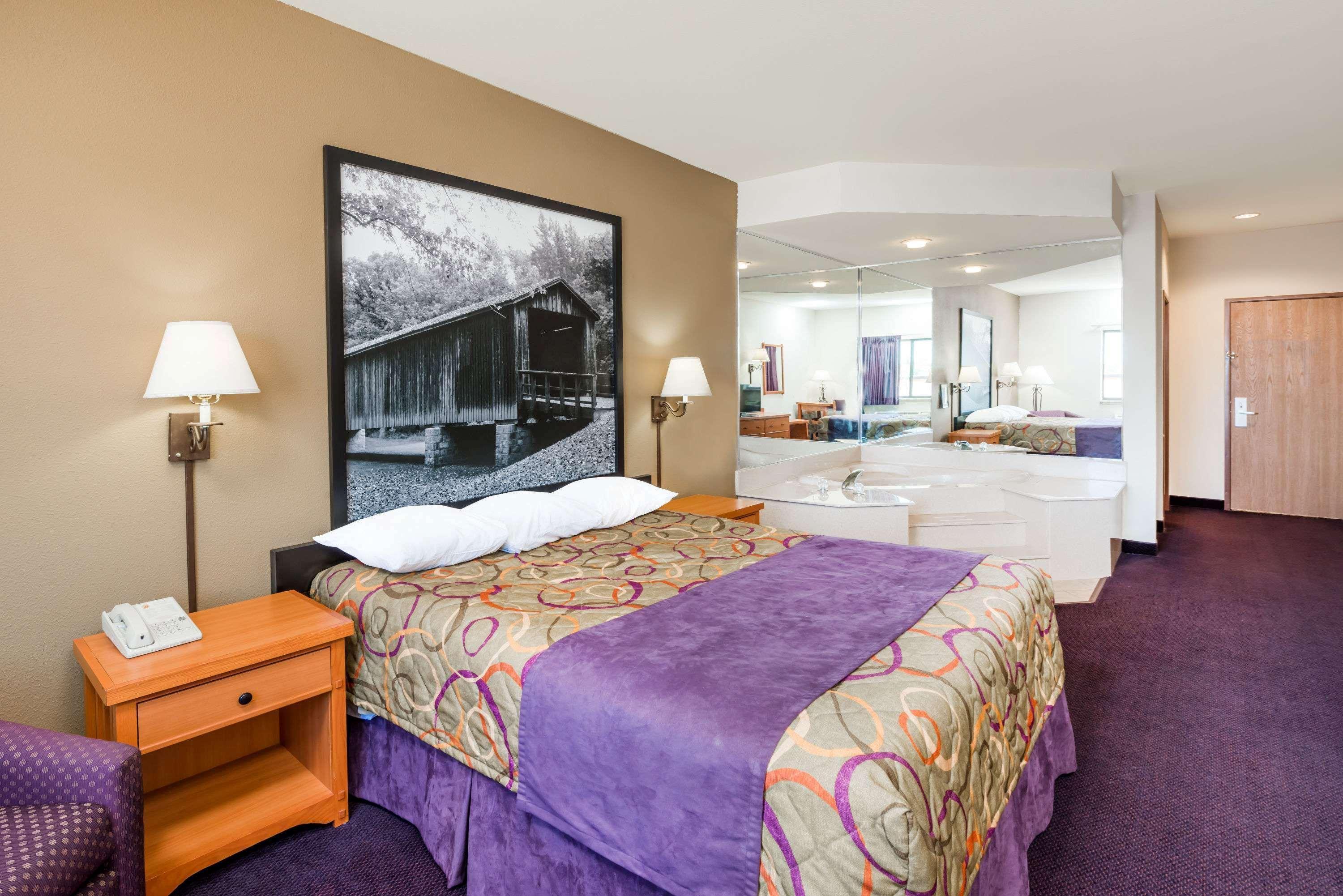 Отель Super 8 By Wyndham Columbia East Экстерьер фото