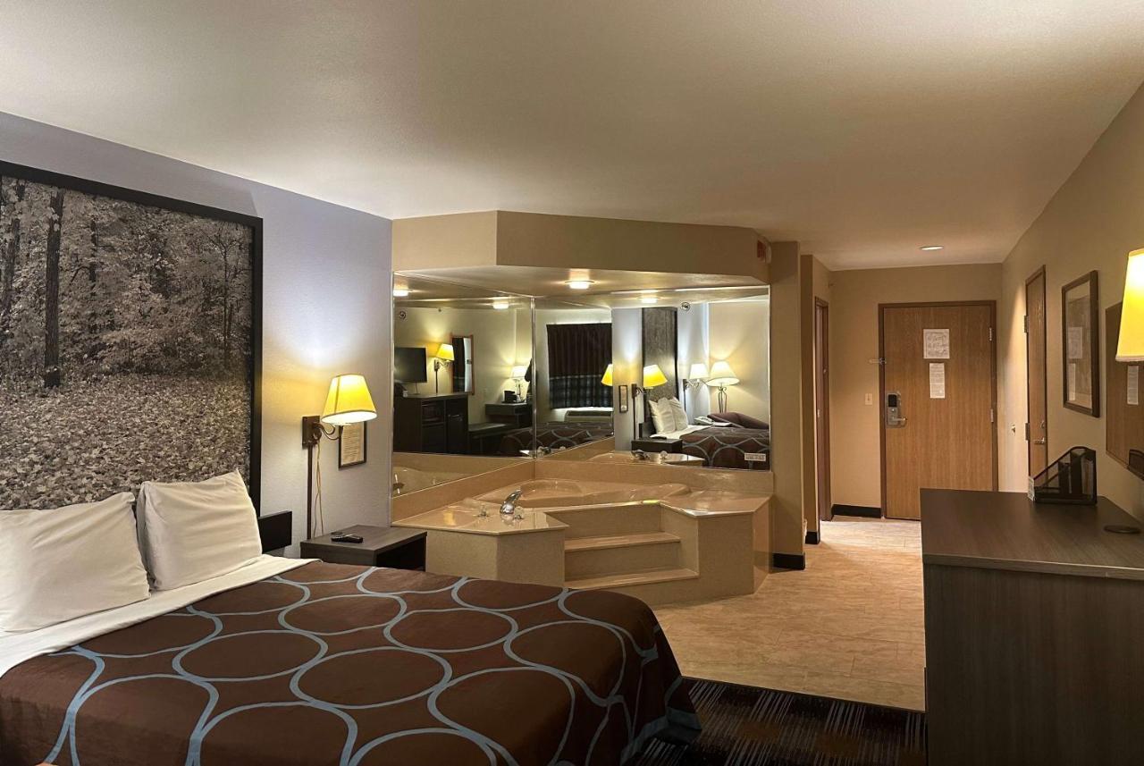 Отель Super 8 By Wyndham Columbia East Экстерьер фото
