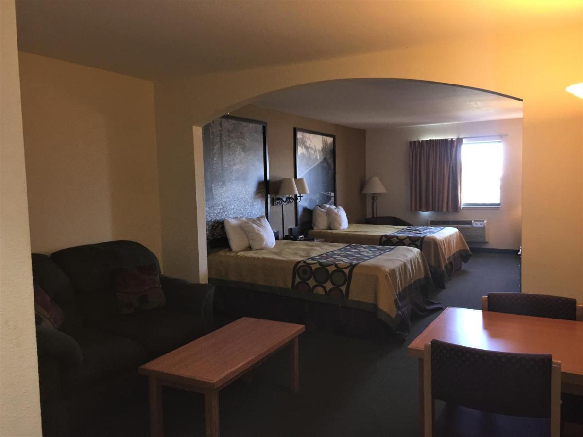 Отель Super 8 By Wyndham Columbia East Экстерьер фото